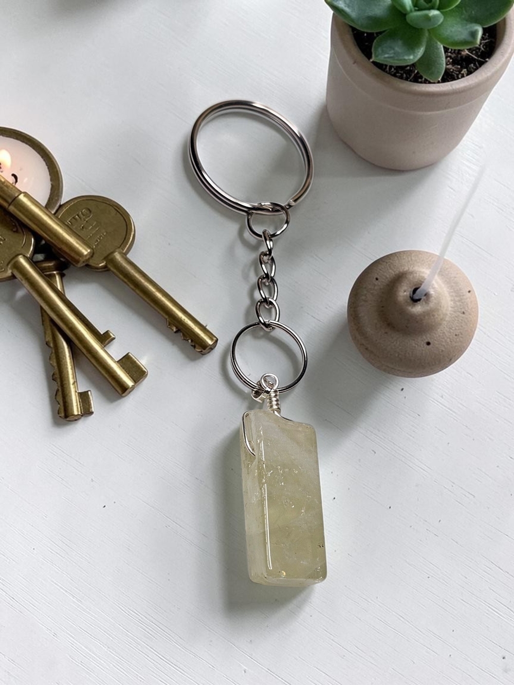 Citrine Stone Keychain in Pale Yellow — Minimalist Key & Card Holder